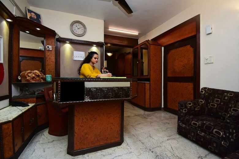 Hotel Oyo 2510 Near Camac Street