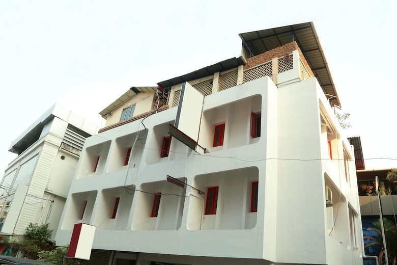 Oyo 6712 Hotel Malabar House