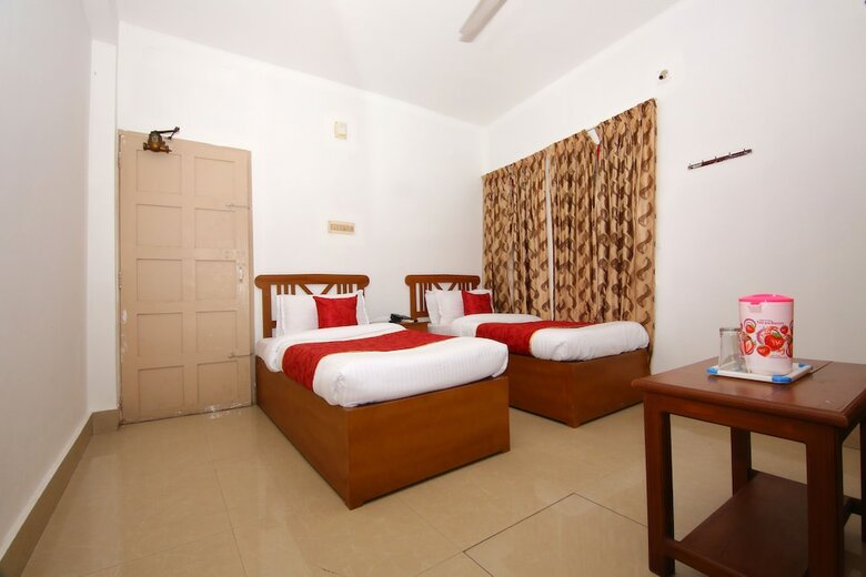 Oyo 6712 Hotel Malabar House