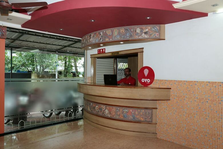 Oyo 9310 Hotel Viceroy