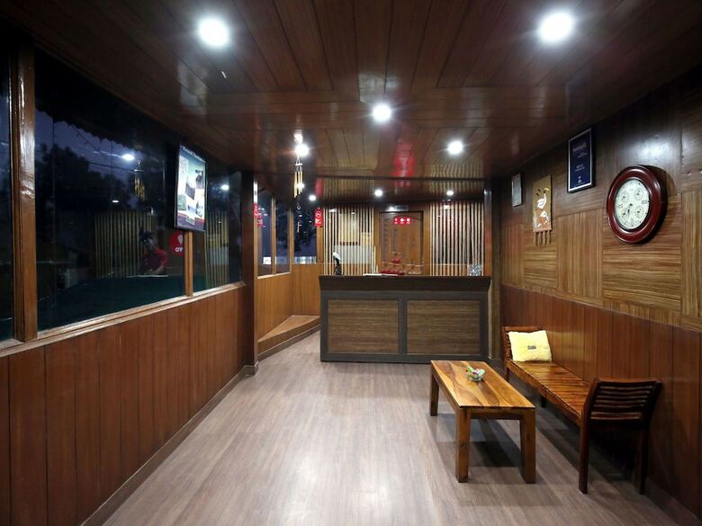 Hotel Oyo 9660 Blossom Resort