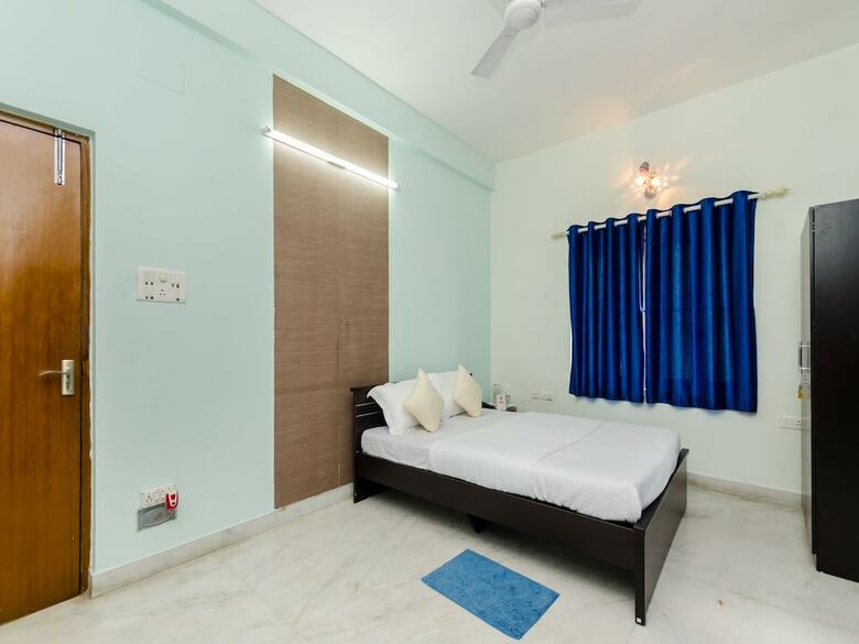 Hotel Oyo 9315 Maple Comfort