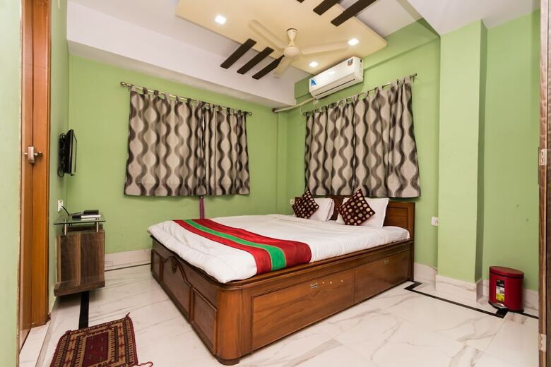 Hotel Oyo 5697 New Town