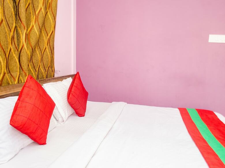 Hotel Oyo 5697 New Town