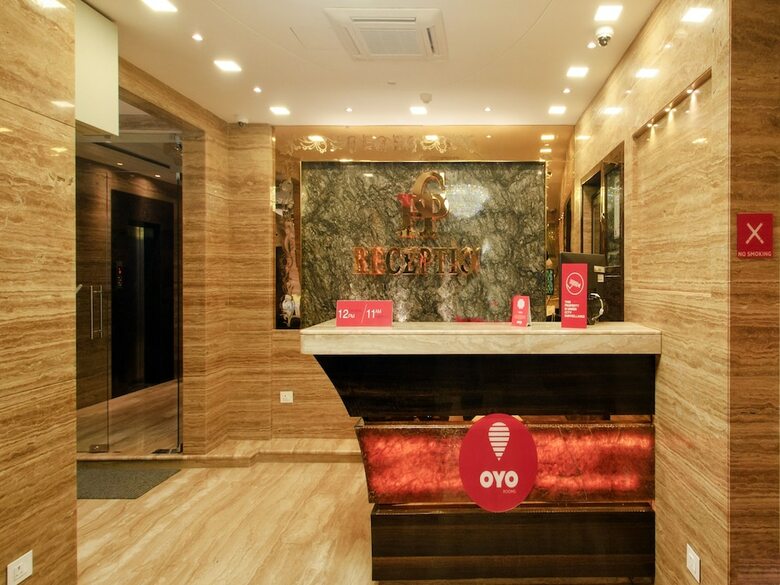 Oyo 8565 Hotel Golden Palace