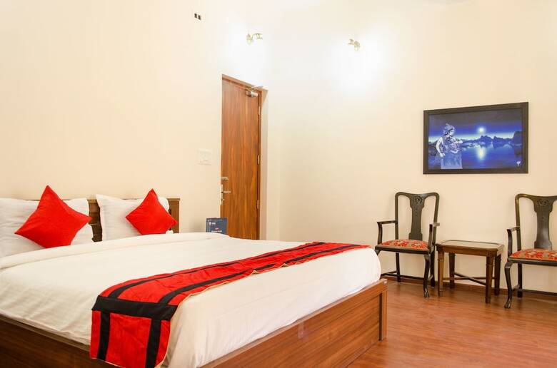Hotel Oyo 7187 Earth Aromaa