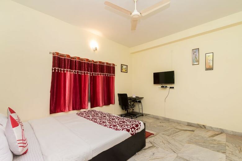 Hotel Oyo 9220 Near Salt Lake Sector 1