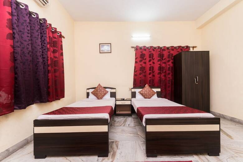 Hotel Oyo 9220 Near Salt Lake Sector 1