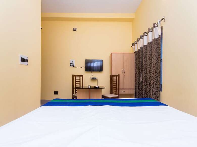 Hotel Oyo 9181 Aakash Ganga 2