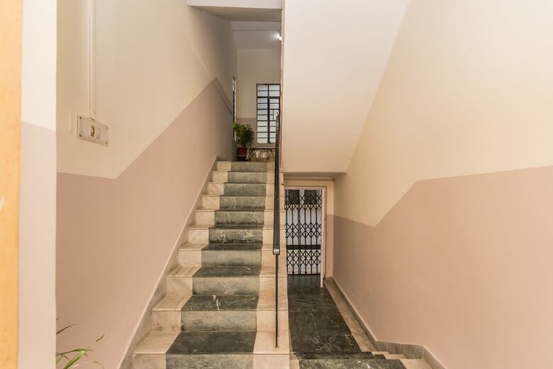 Hotel Oyo 9181 Aakash Ganga 2