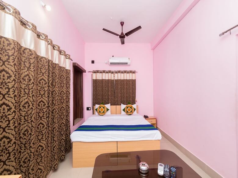 Hotel Oyo 9181 Aakash Ganga 2