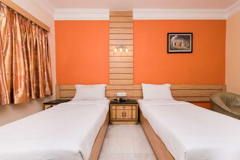 Oyo 9182 Kings Crown Hotel