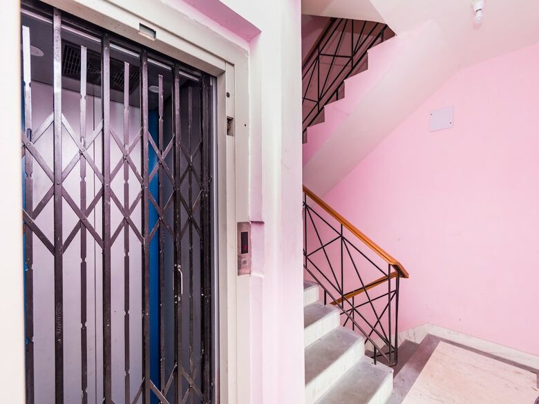 Hotel Oyo 9311 Kolkata Residency