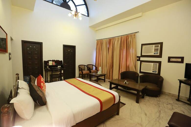 Hotel Oyo 8844 Meadows Inn