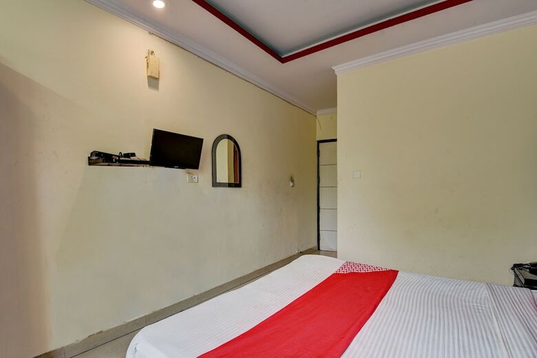Oyo 4073 Hotel Esskay