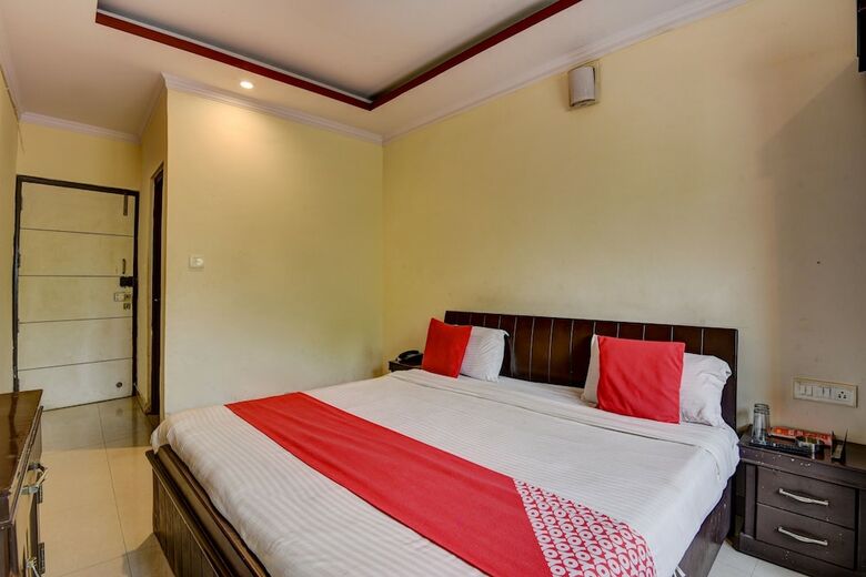 Oyo 4073 Hotel Esskay