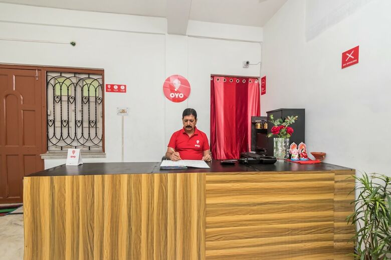 Hotel Oyo 10246 New Silver Inn