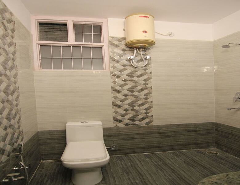 Hotel Oyo 8472 Gomti Nagar