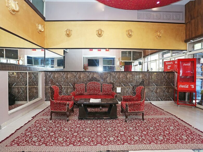 Oyo 10137 Hotel Vaishnavi
