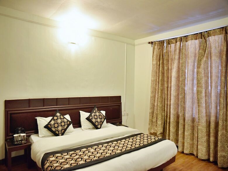 Oyo 3506 Hotel Him Shakti
