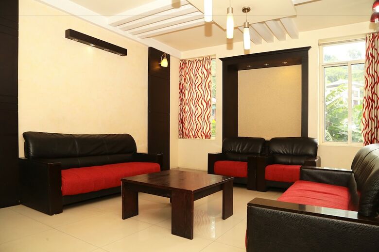 Oyo 2817 Hotel Emerald Inn