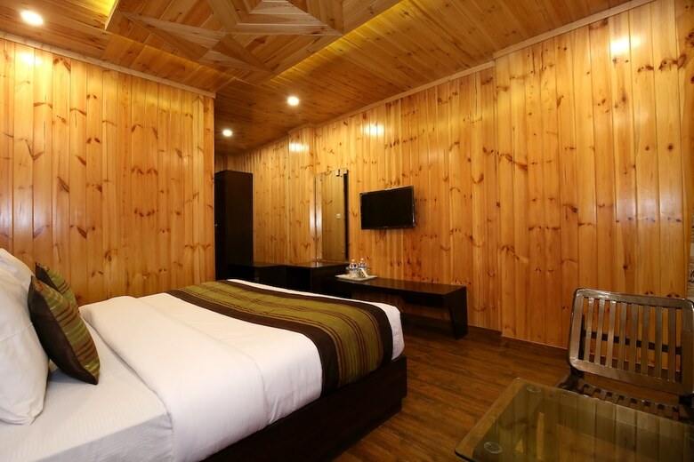 Oyo 10109 Hotel River Regency