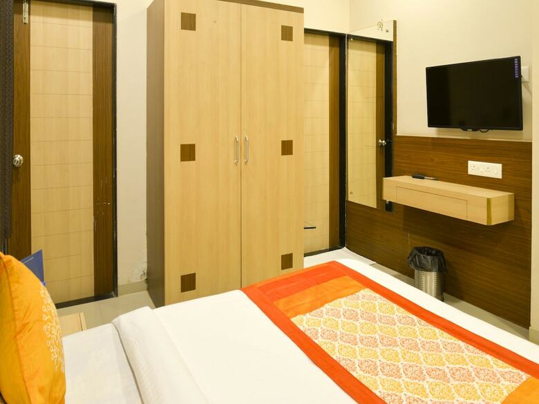 Oyo 3776 Hotel Midtown Inn