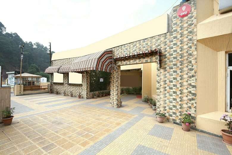 Villa Oyo 10208 Home Valley View 2bhk Kasauli
