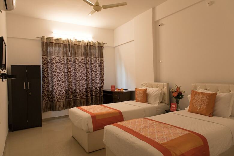 Hotel Oyo 10024 Orange City Apartments