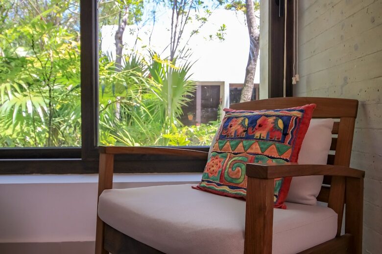 Stunning Home With Plunge Pool And Rooftop By Olahola