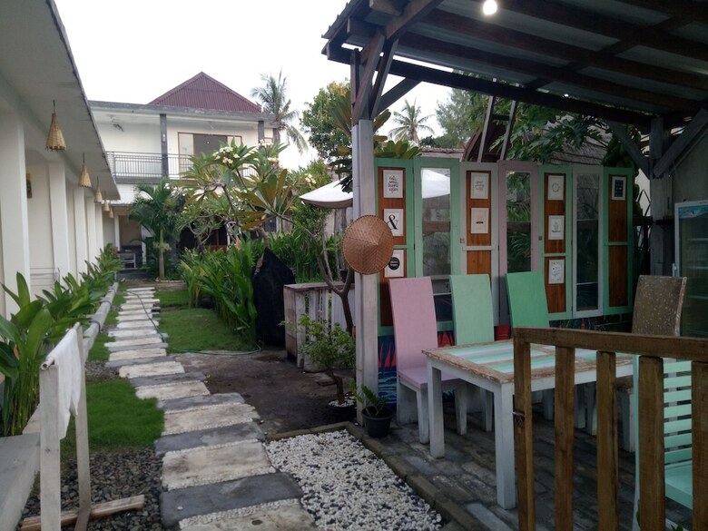 Bed & Breakfast Palm Trees Villas
