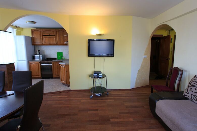Lakshmi Apartments Dinamo 3