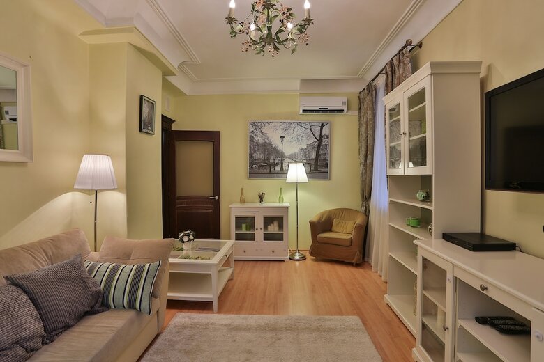Lakshmi Apartment Boulevard 3-bedroom