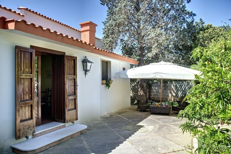 Hotel La Serra - Villa de Bonis