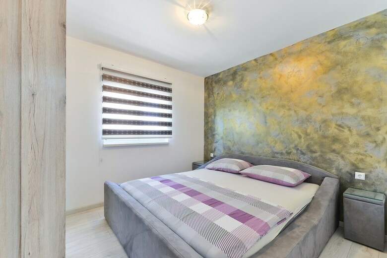 Apartments Mavracic