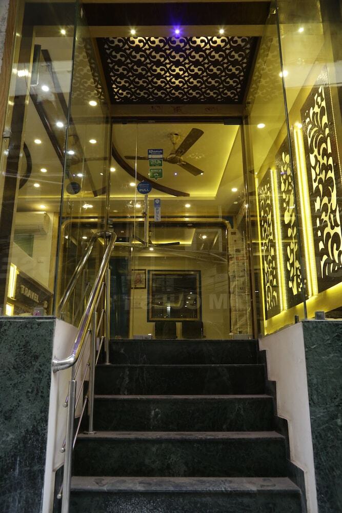 Hotel Pink City