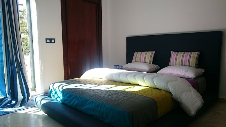 Apartamentos Artistica Suite - La Siesta