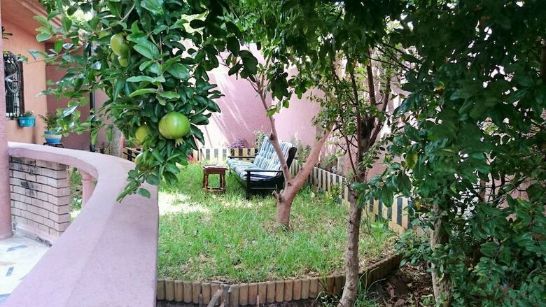 Apartamentos Artistica Suite - La Colline