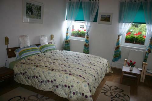 Hotel-pension "alte Schule"