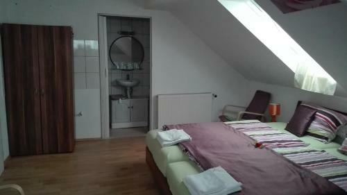 Hotel-pension "alte Schule"
