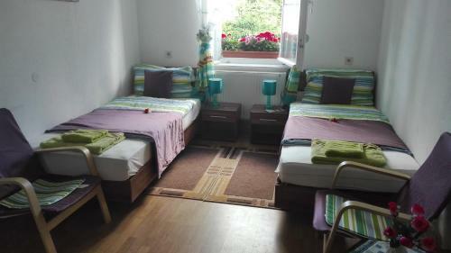 Hotel-pension "alte Schule"