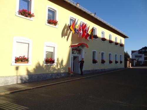 Hotel-pension "alte Schule"