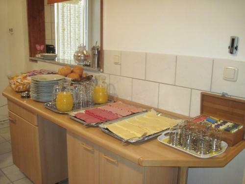 Hotel-pension "alte Schule"