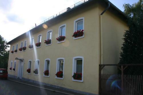 Hotel-pension "alte Schule"