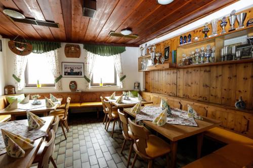 Hostal Gasthof / Pension G�tzfried