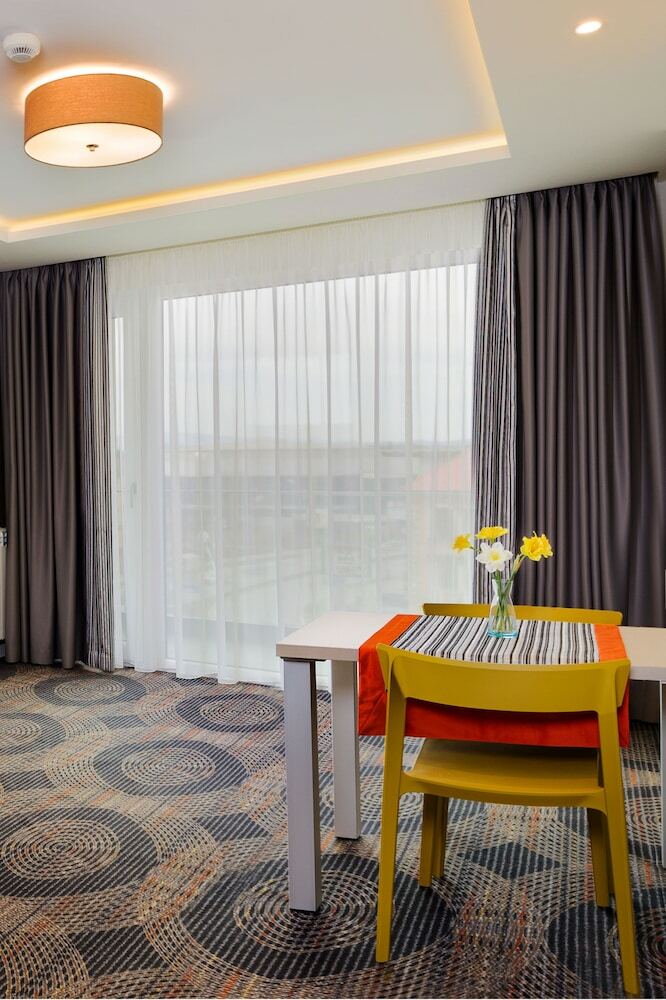 Apartamentos Plaza 35