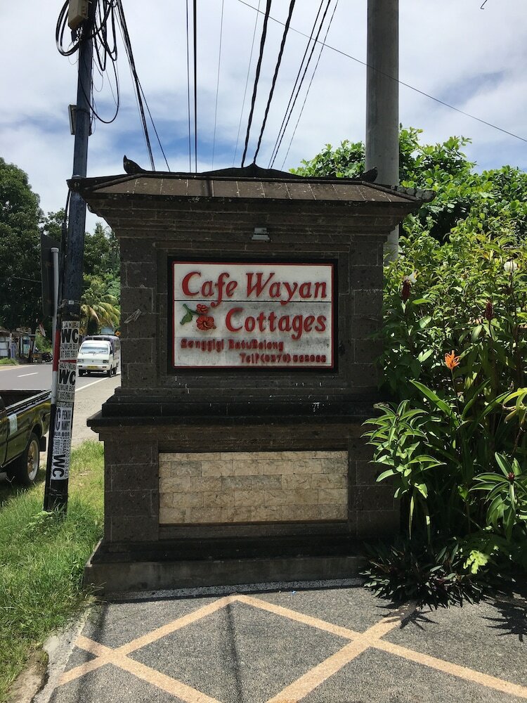Cafe Wayan & Cottages