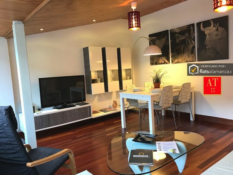 Apartamentos Homy Flat ?tico Prior