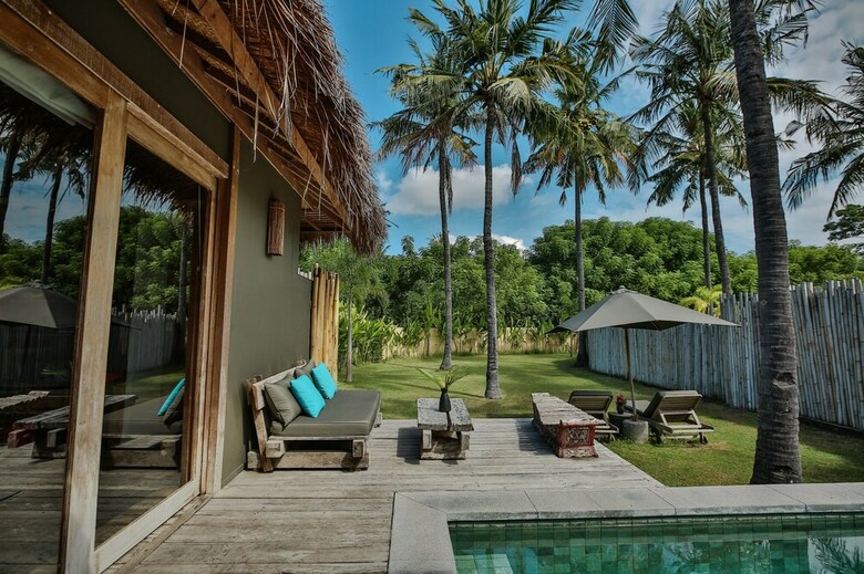 Slow Private Pool Villas