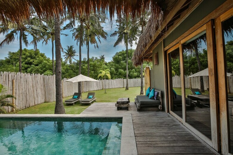 Slow Private Pool Villas